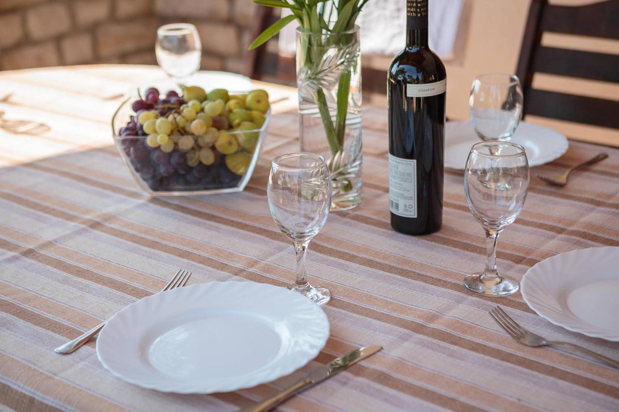 Pavao Apartments Vrboska Chambre photo