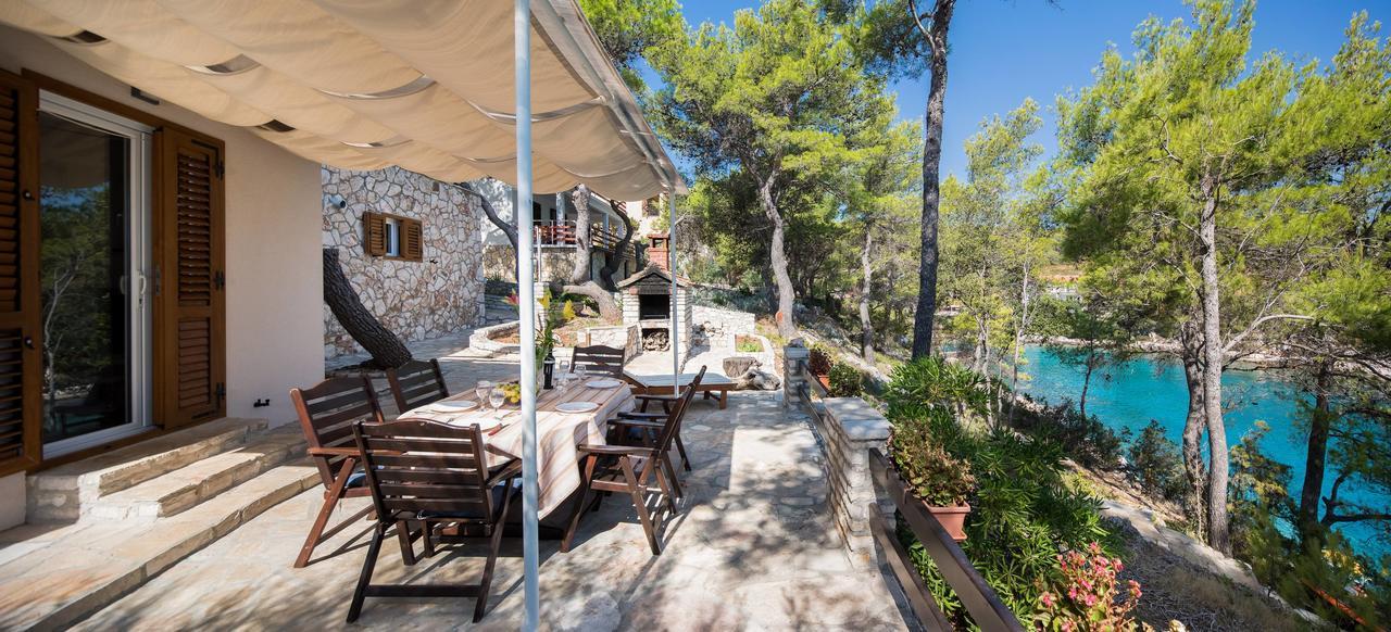 Pavao Apartments Vrboska Extérieur photo