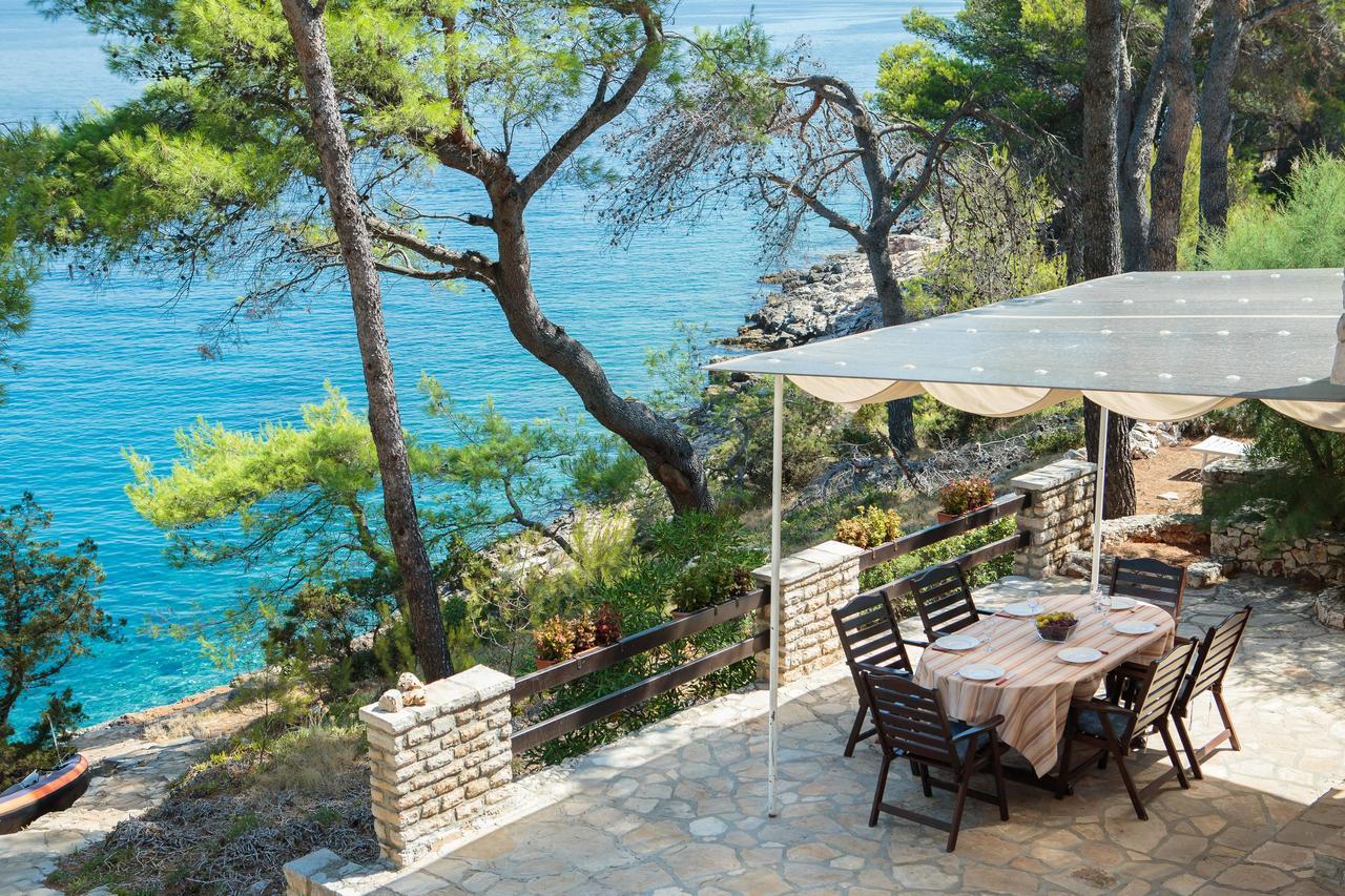 Pavao Apartments Vrboska Extérieur photo