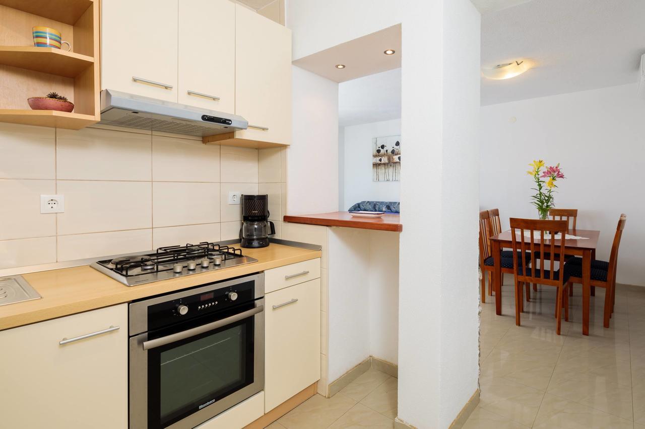 Pavao Apartments Vrboska Extérieur photo